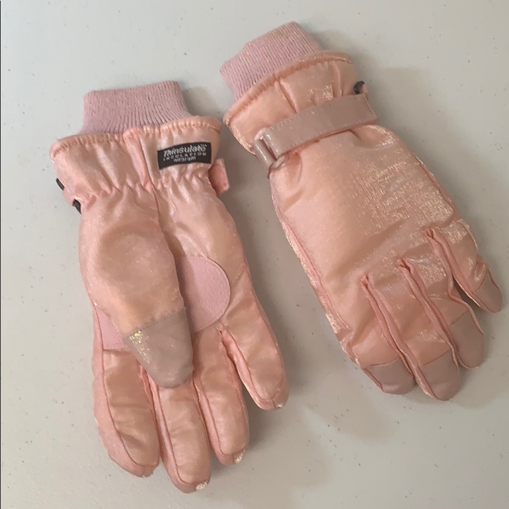Thinsulate pink gloves shiny
